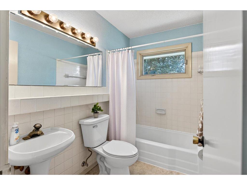 11316 France Avenue S Bloomington MN 55431 7085400 image18