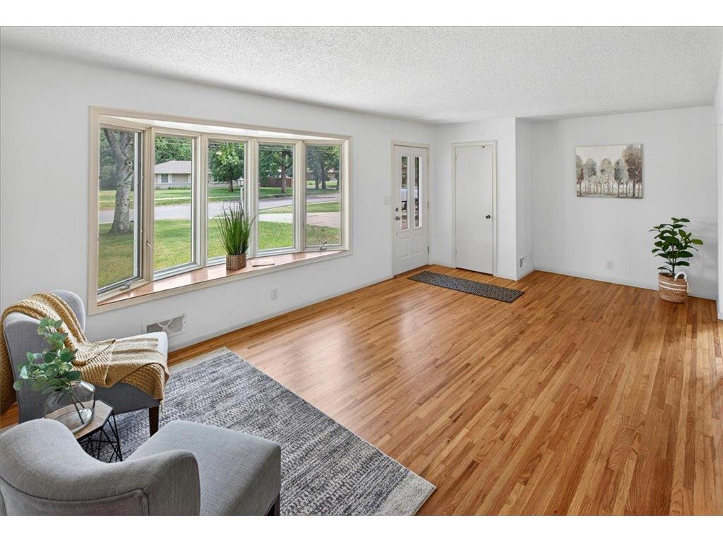 11316 France Avenue S Bloomington MN 55431 7085400 image4
