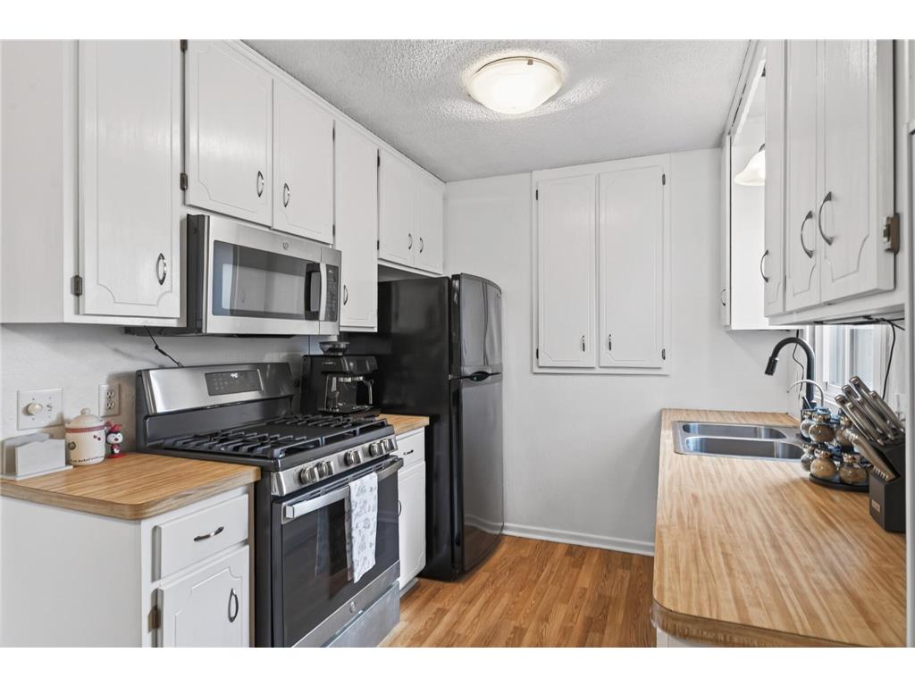 11317 Hanson Boulevard NW Coon Rapids MN 55433 7049463 image12