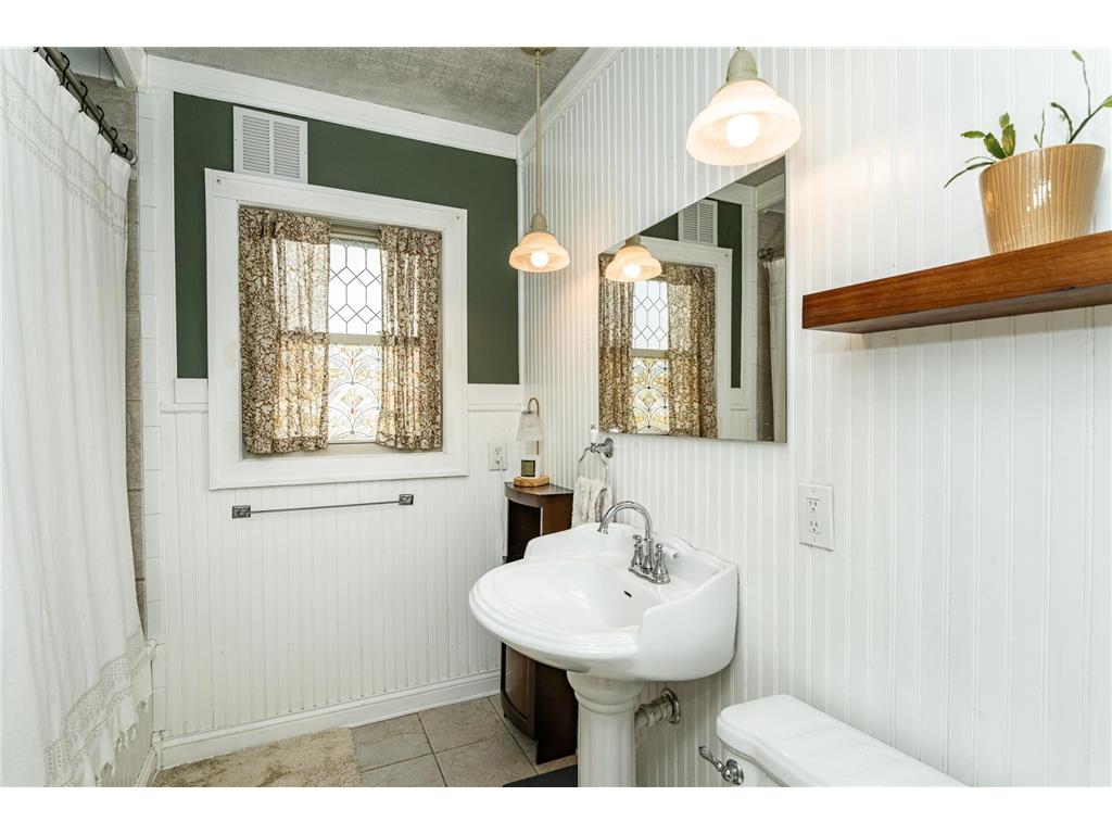 1132 2nd Street NW Rochester MN 55901 7039981 image4