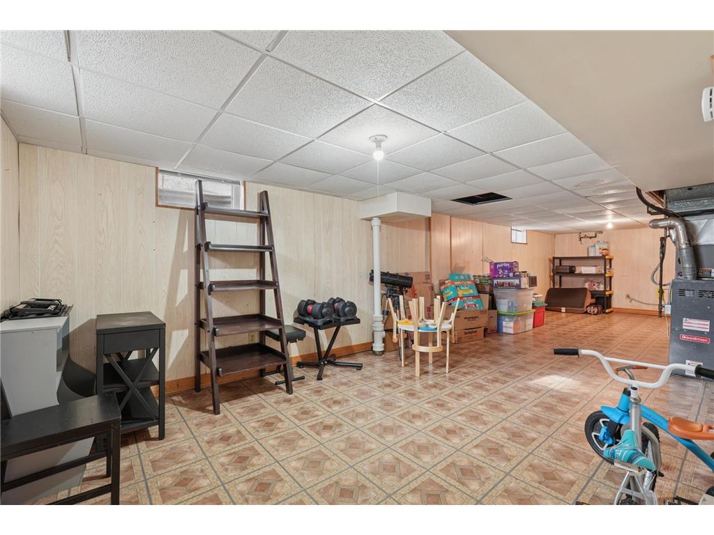 1132 Minnehaha Avenue E Saint Paul MN 55106 7010871 image14