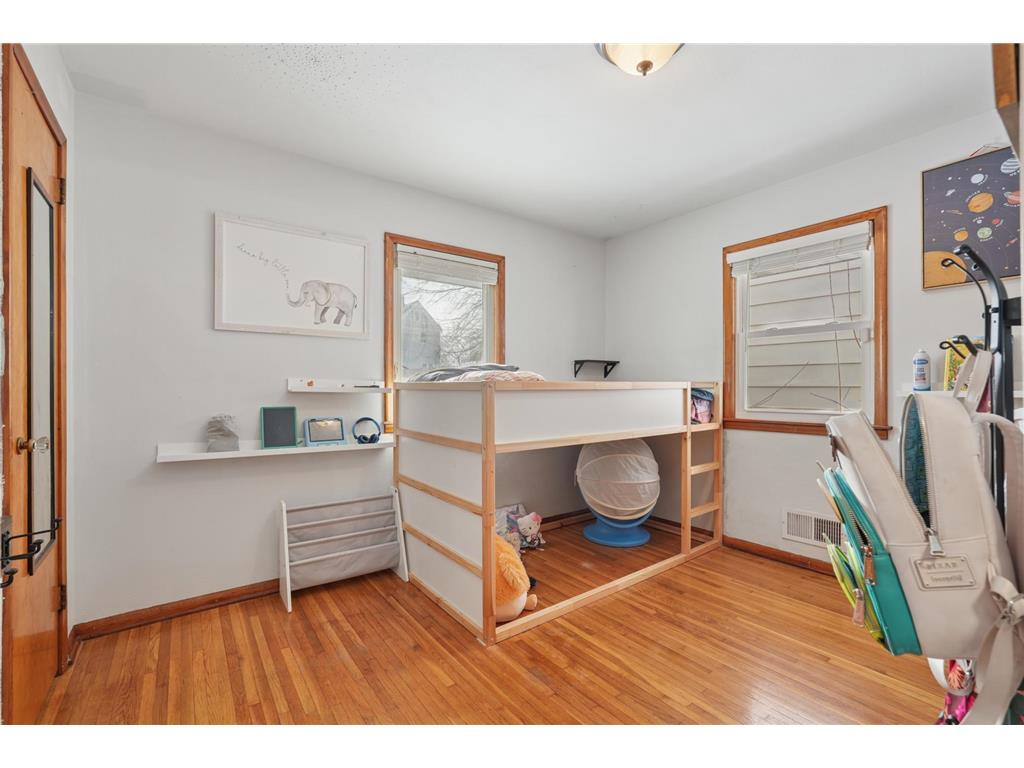 1132 Minnehaha Avenue E Saint Paul MN 55106 7010871 image9