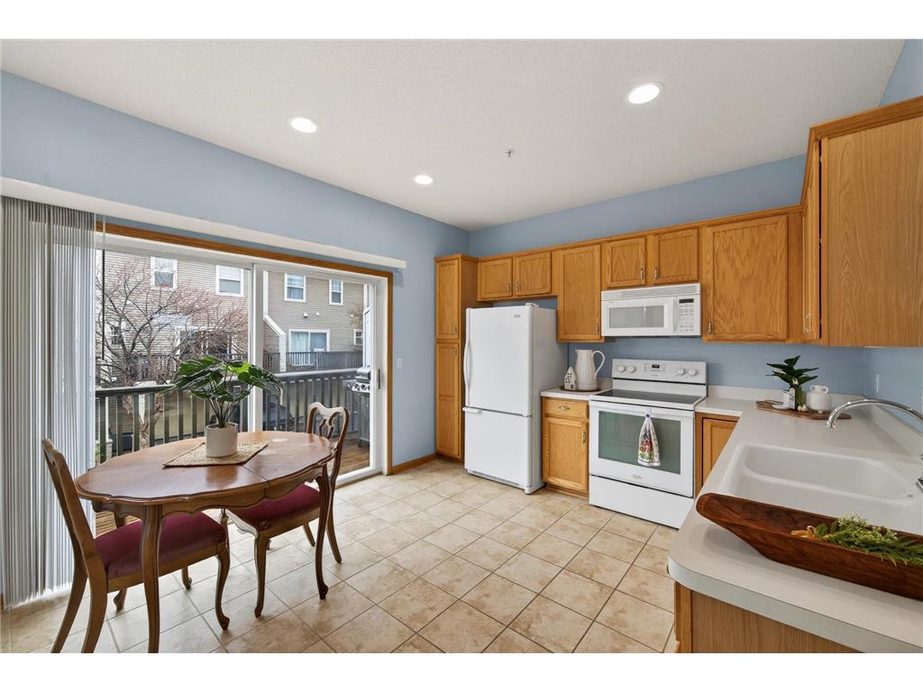 11323 Davenport Circle NE #A Blaine MN 55449 - Club West 7044770 image7