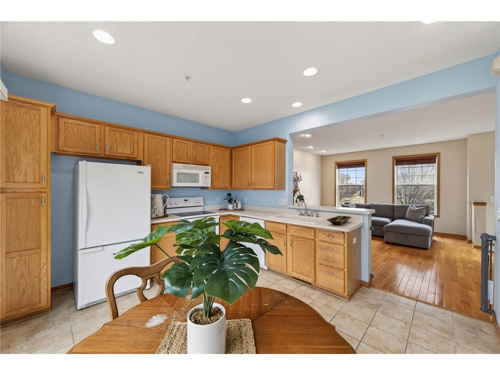 11323 Davenport Circle NE #A Blaine MN 55449 - Club West 7044770 image8