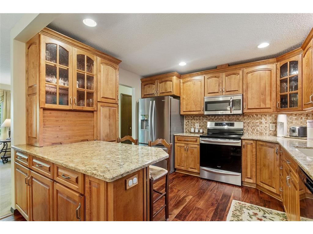 11325 39th Avenue N Plymouth MN 55441 6758762 image1