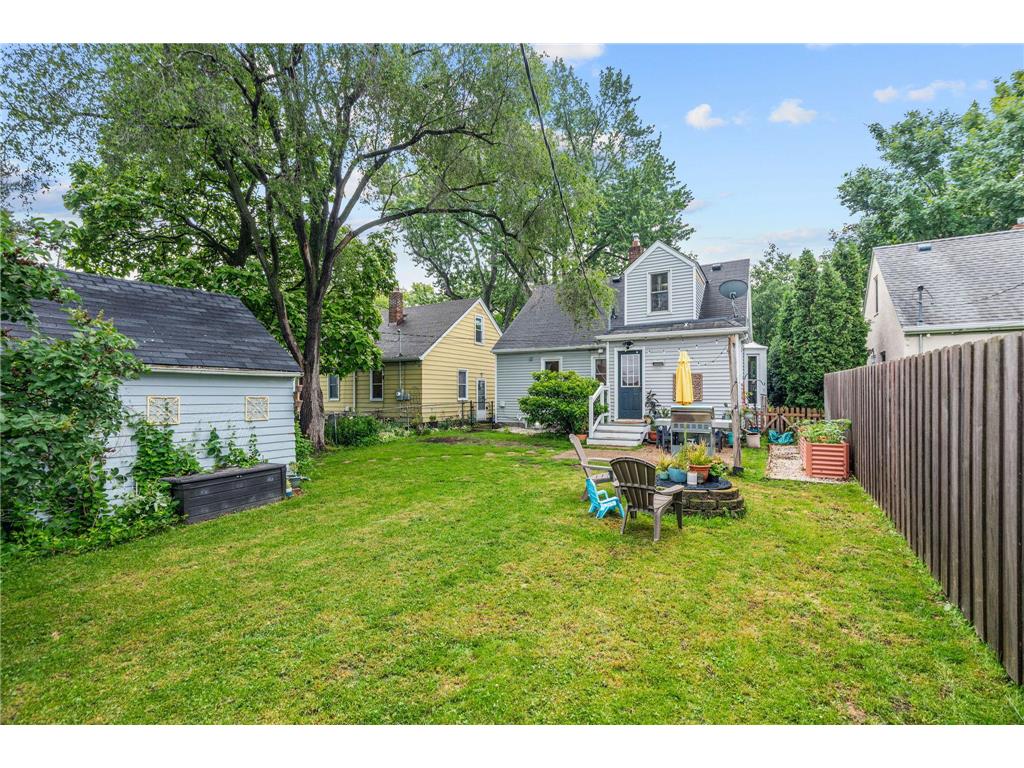 1133 California Avenue W Saint Paul MN 55108 7095606 image28