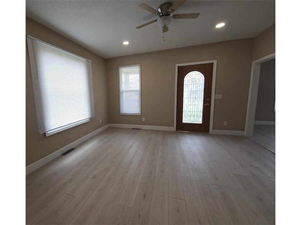 1133 Miller Avenue Windom MN 56101 6711241 image14