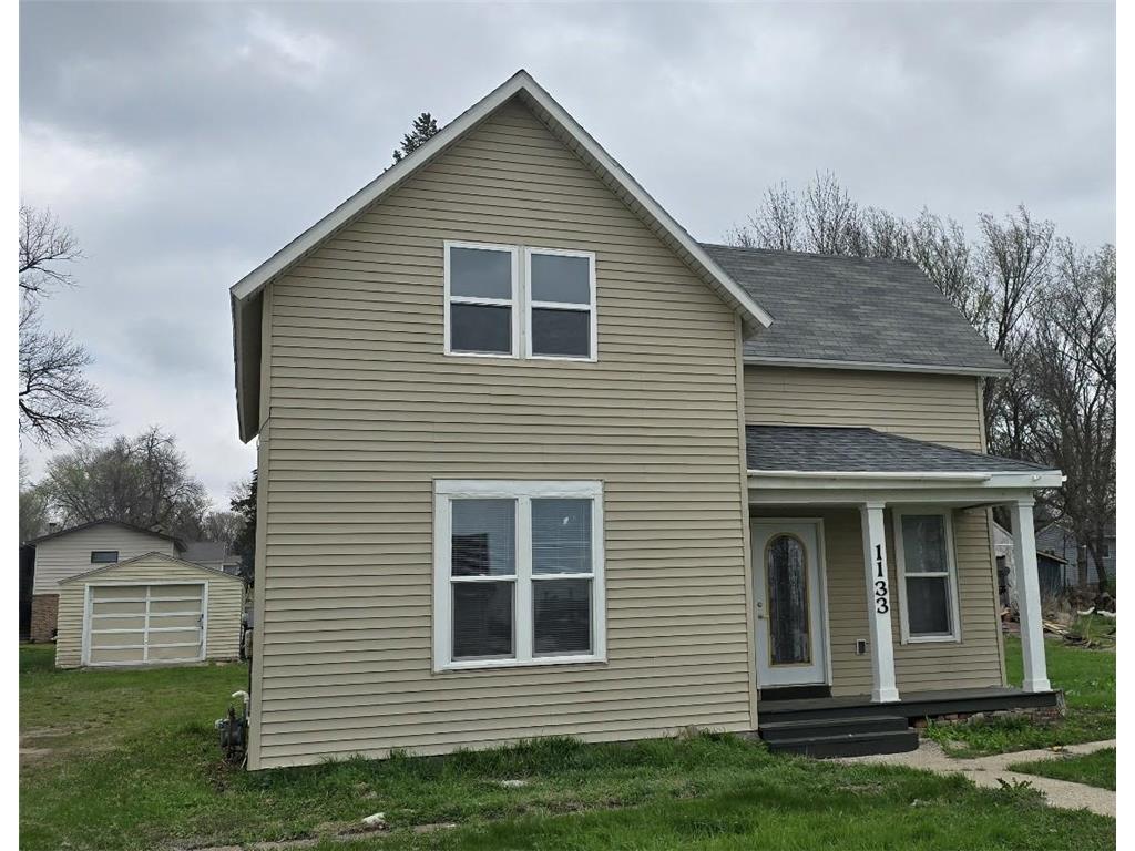 1133 Miller Avenue Windom MN 56101 6711241 image2