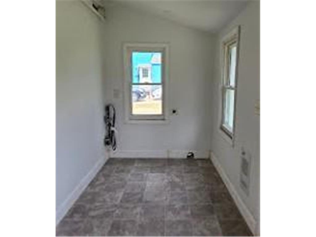 1133 Miller Avenue Windom MN 56101 6711241 image4