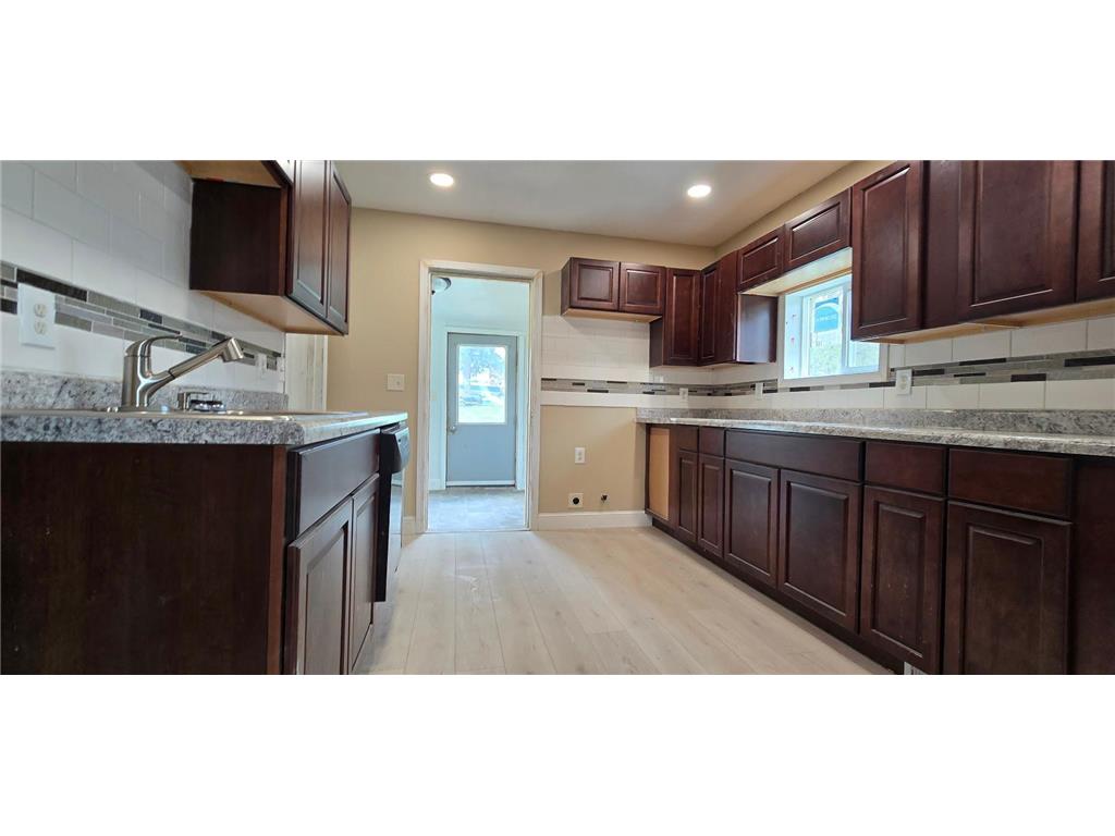 1133 Miller Avenue Windom MN 56101 6711241 image8