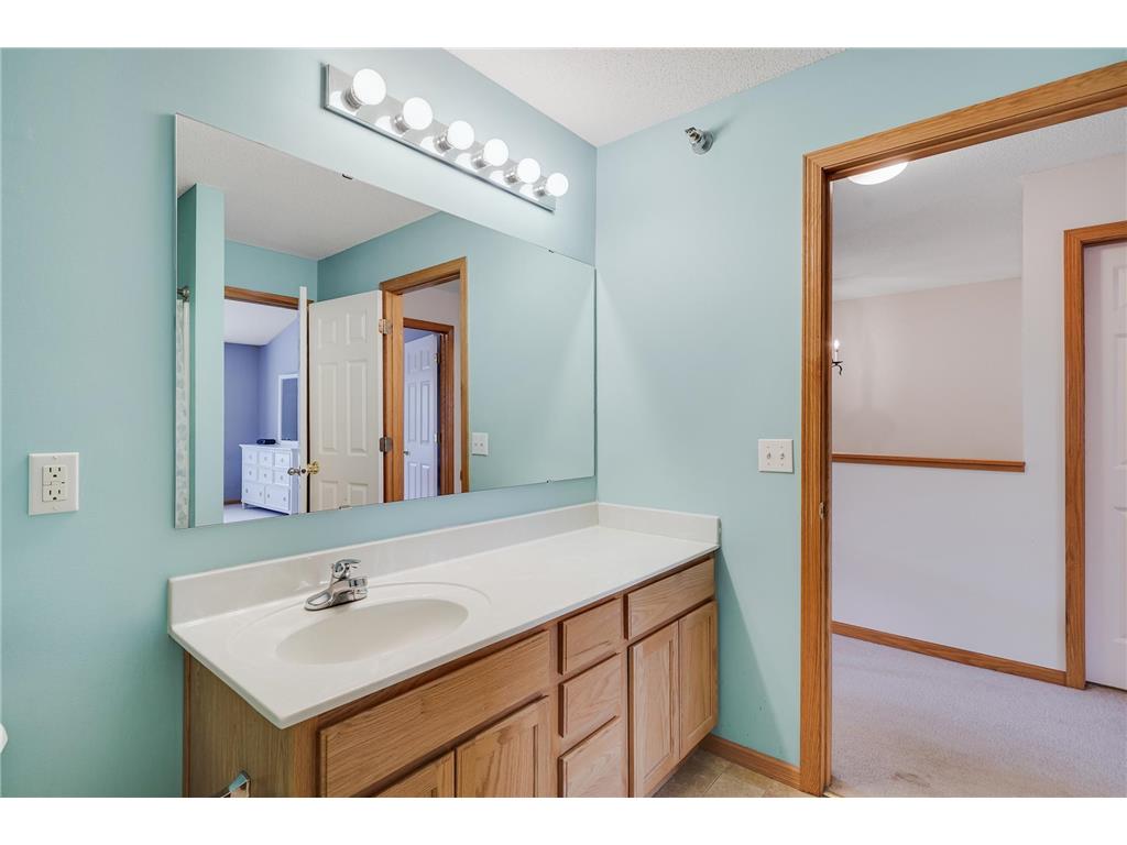 11331 Aberdeen Circle NE #E Blaine MN 55449 7104636 image28
