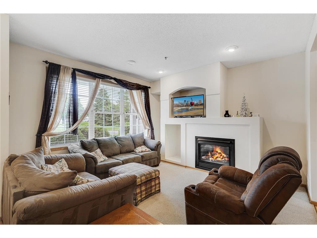11331 Aberdeen Circle NE #E Blaine MN 55449 7104636 image8