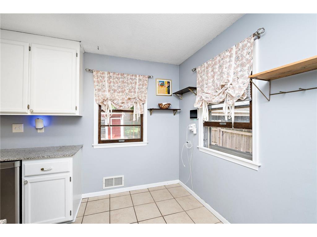 11333 Rich Road Bloomington MN 55437 7085306 image9