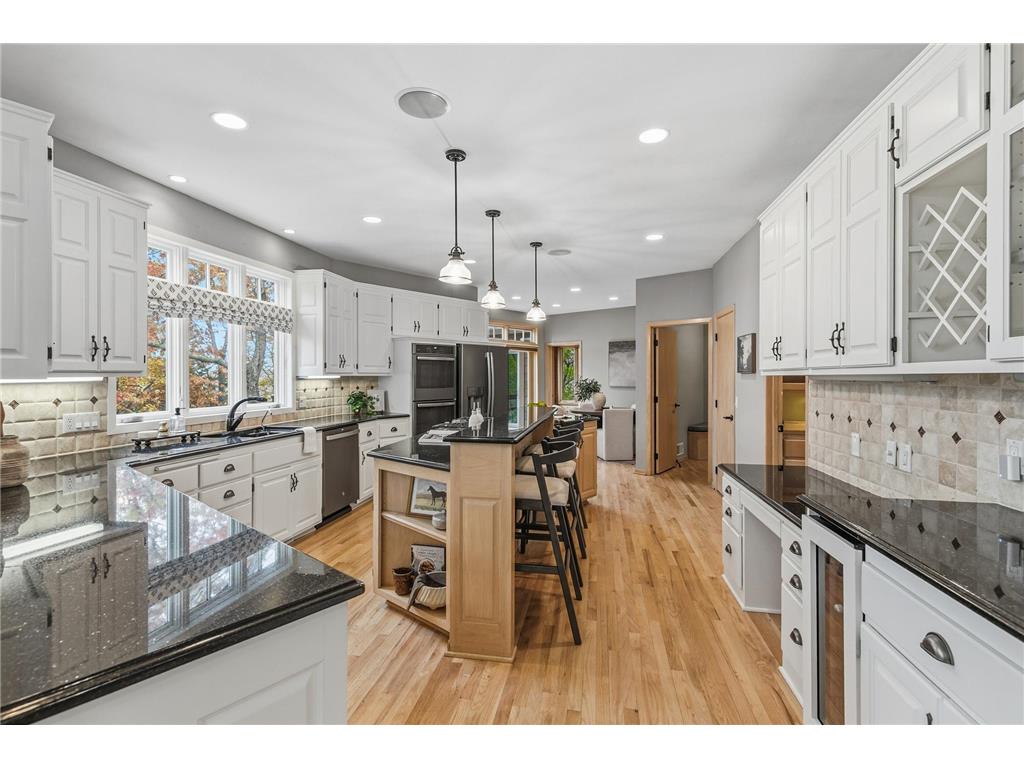 11338 Hawk High Court Eden Prairie MN 55347 6815918 image21