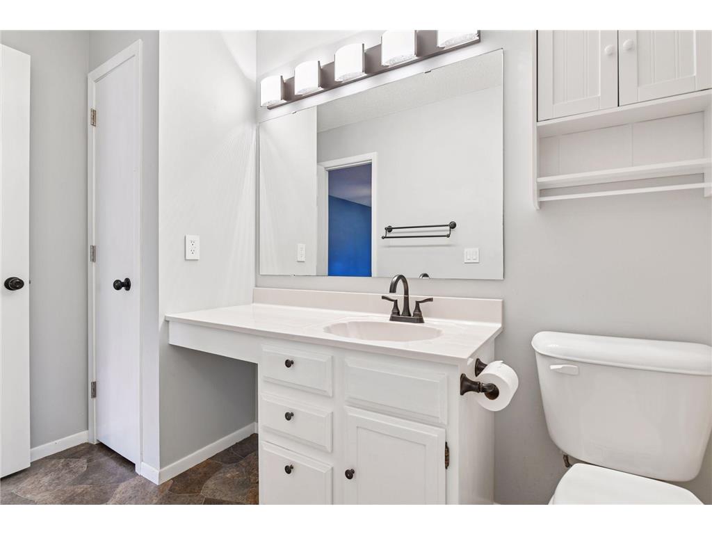 11339 Vessey Circle Bloomington MN 55437 6809364 image19