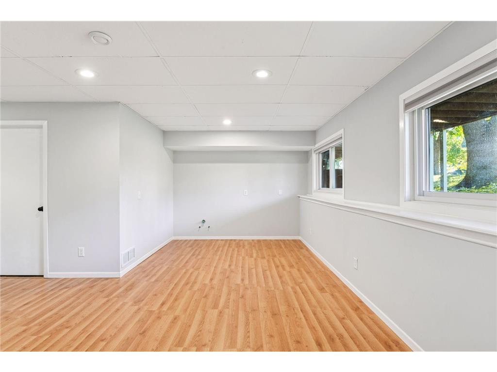 11339 Vessey Circle Bloomington MN 55437 6809364 image25