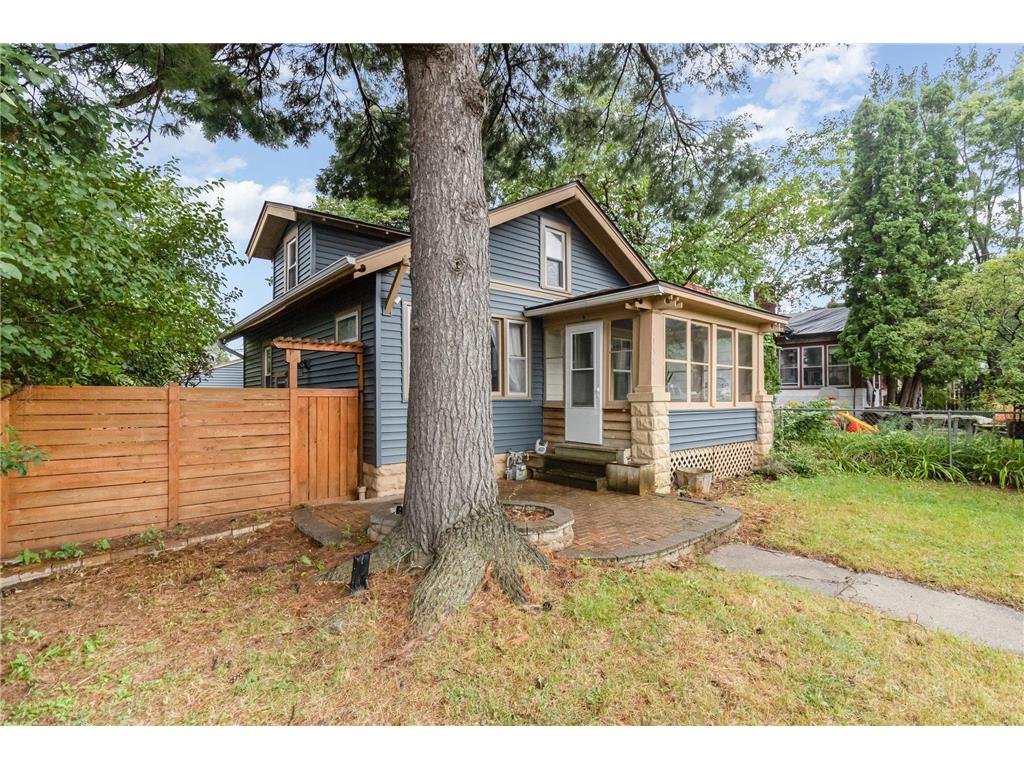 1134 Charles Avenue Saint Paul MN 55104 6739304 image1