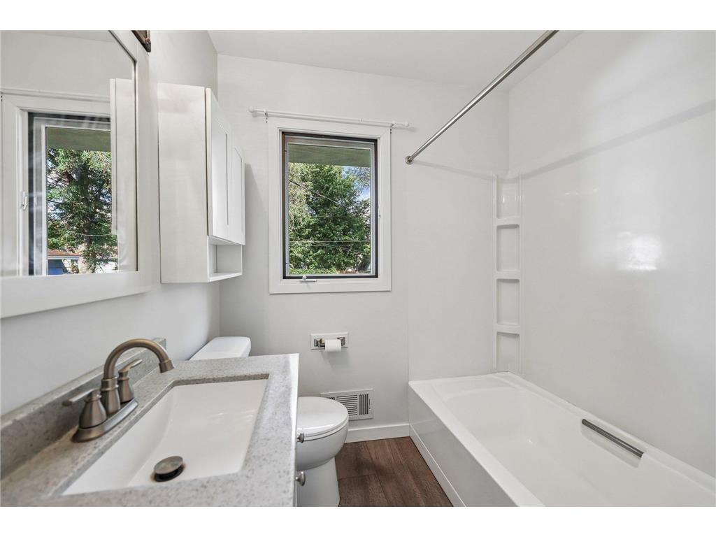 11341 Palm Street NW Coon Rapids MN 55448 7103975 image20