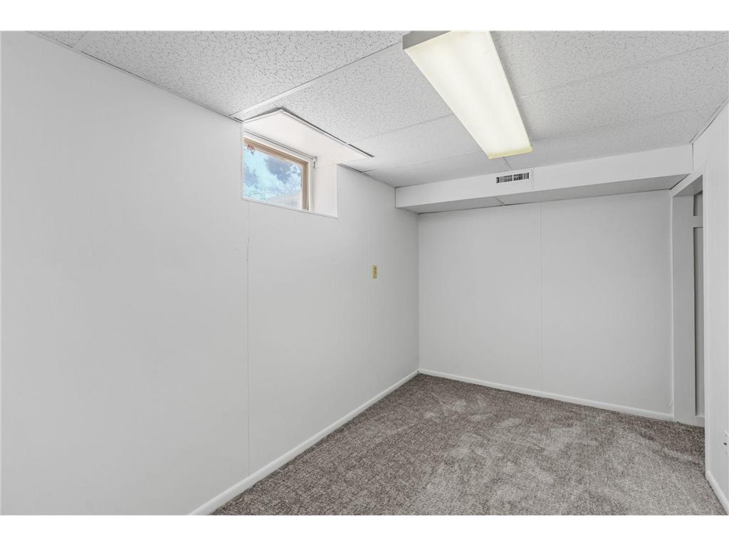 11346 Norway Street NW Coon Rapids MN 55448 7111462 image34