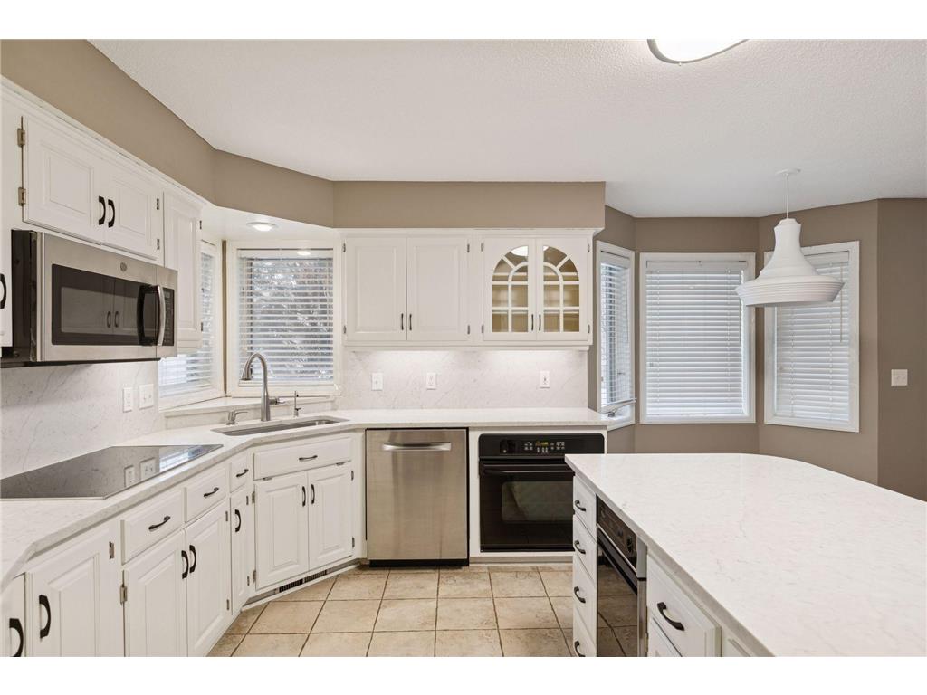 1135 Hollybrook Drive Wayzata MN 55391 6814791 image14