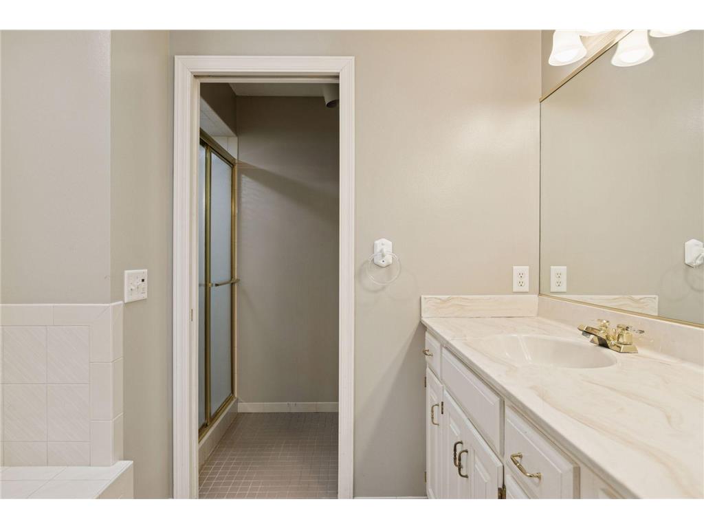 1135 Hollybrook Drive Wayzata MN 55391 6814791 image28