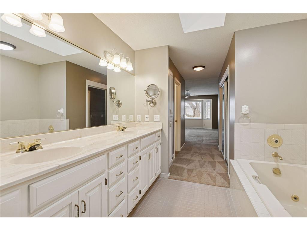 1135 Hollybrook Drive Wayzata MN 55391 6814791 image29