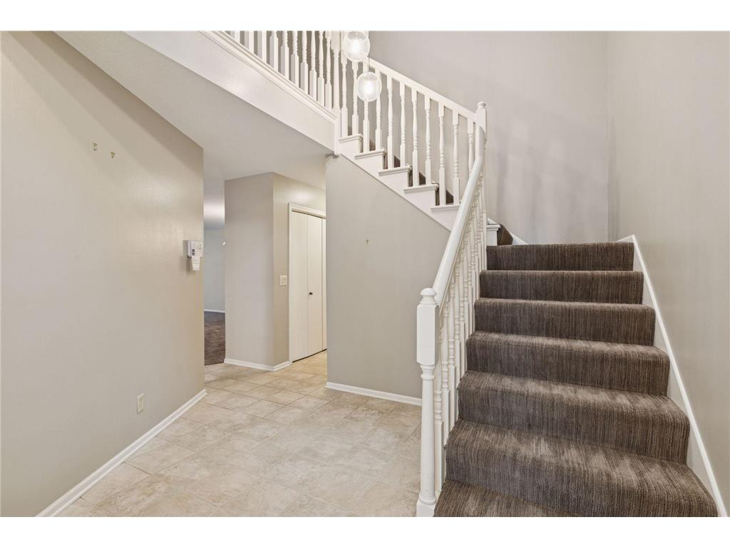 1135 Hollybrook Drive Wayzata MN 55391 6814791 image3