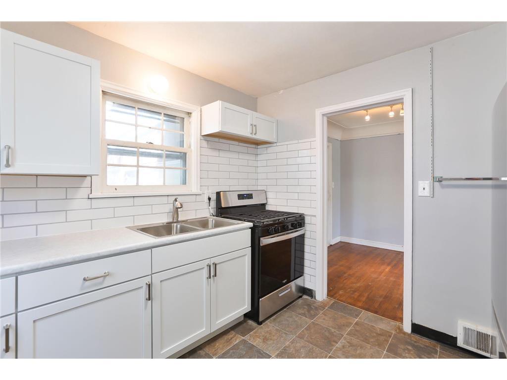 1135 Magnolia Avenue E Saint Paul MN 55106 7067750 image10