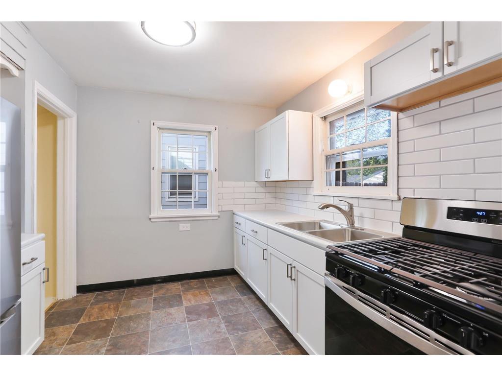 1135 Magnolia Avenue E Saint Paul MN 55106 7067750 image9