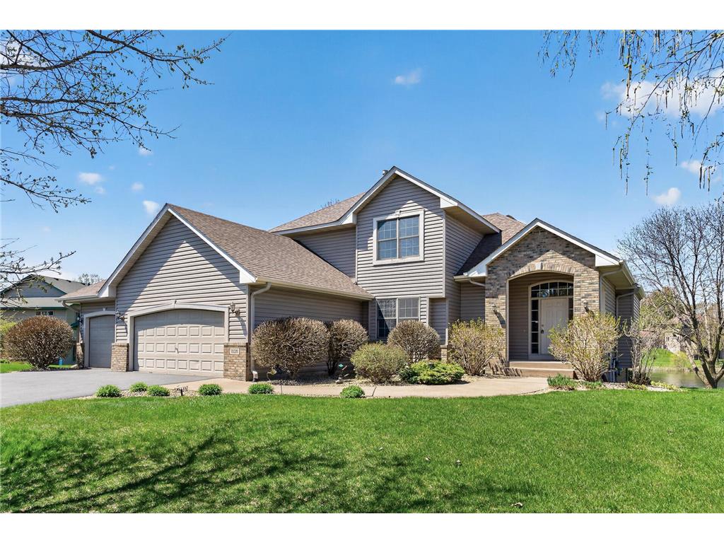 1135 S Trappers Crossing Lino Lakes MN 55038 7064236 image1