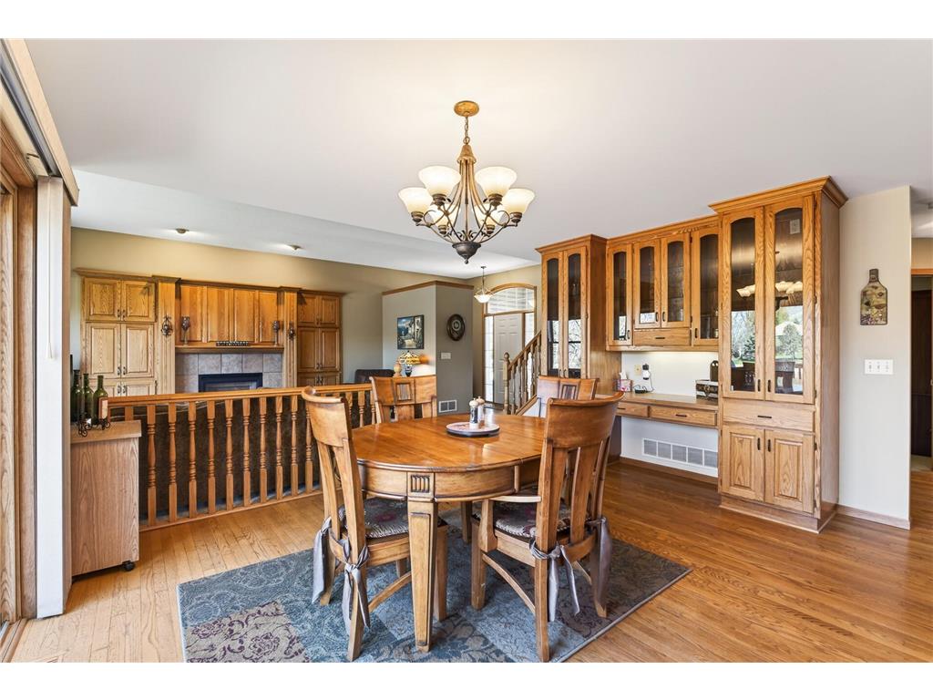 1135 S Trappers Crossing Lino Lakes MN 55038 7064236 image13