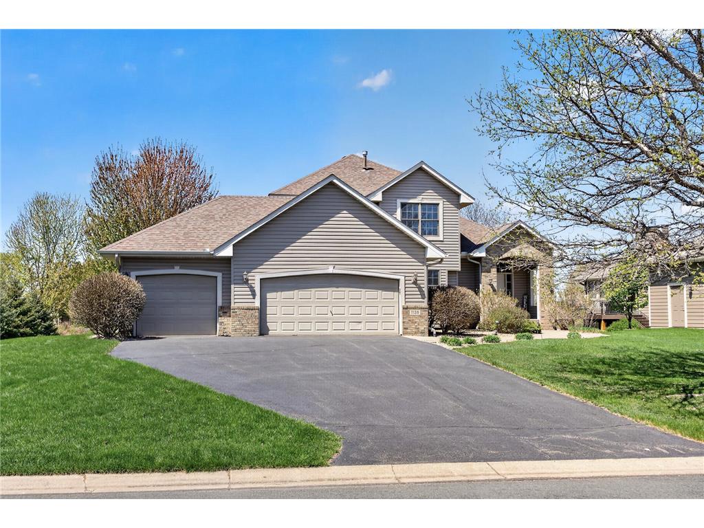1135 S Trappers Crossing Lino Lakes MN 55038 7064236 image2