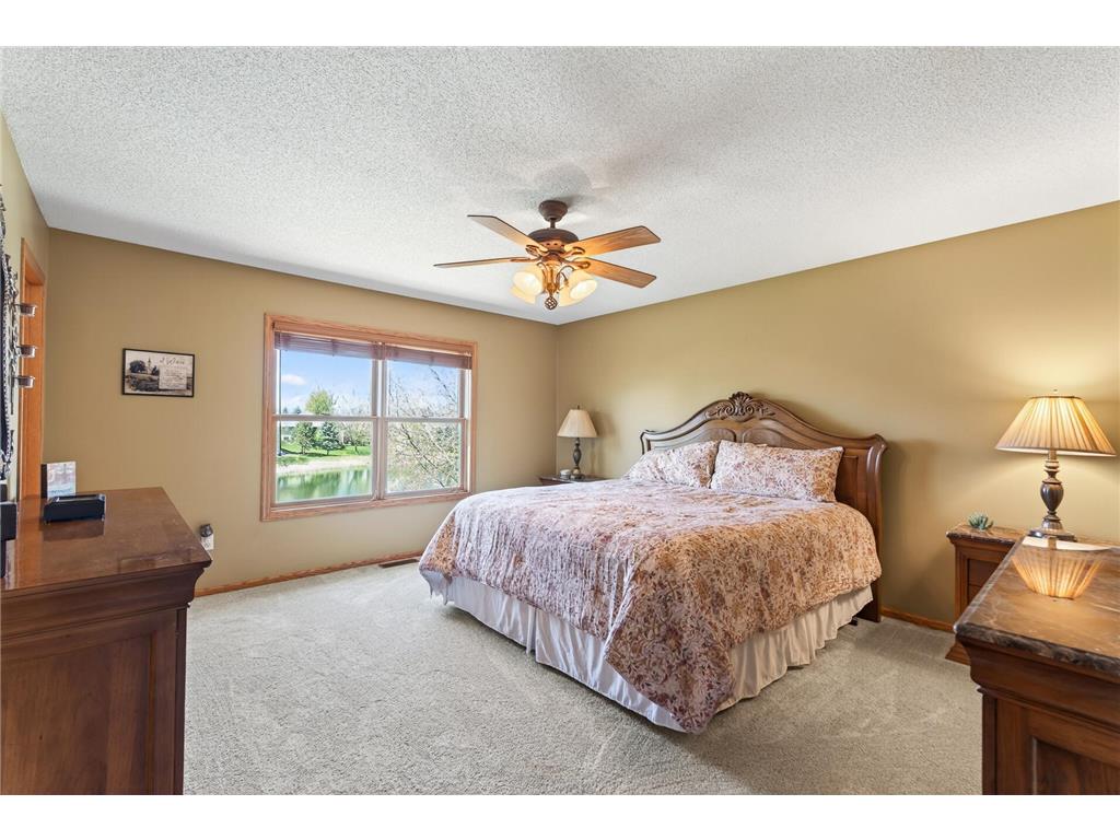 1135 S Trappers Crossing Lino Lakes MN 55038 7064236 image25