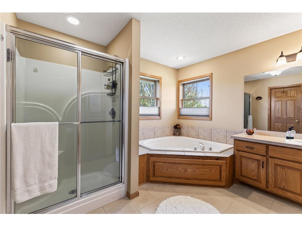 1135 S Trappers Crossing Lino Lakes MN 55038 7064236 image28