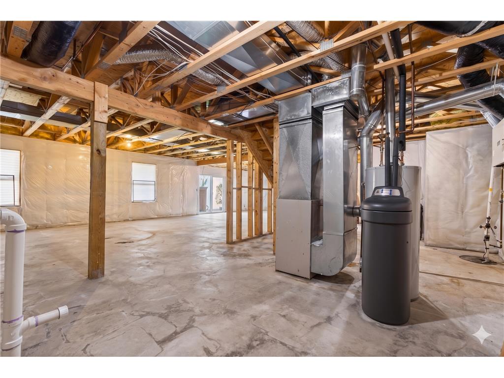 1135 S Trappers Crossing Lino Lakes MN 55038 7064236 image36