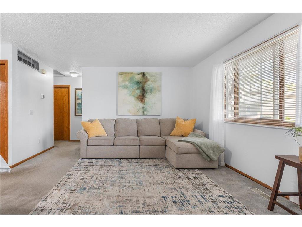 11350 Ibis Street NW Coon Rapids MN 55433 7068788 image4