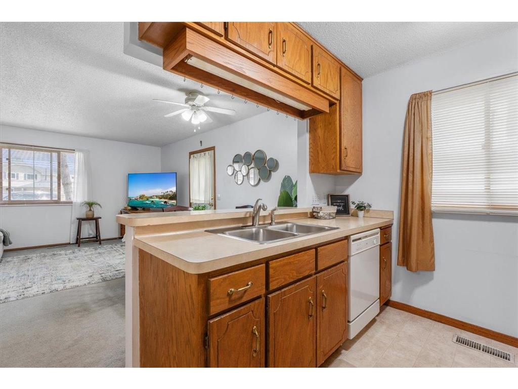 11350 Ibis Street NW Coon Rapids MN 55433 7068788 image9