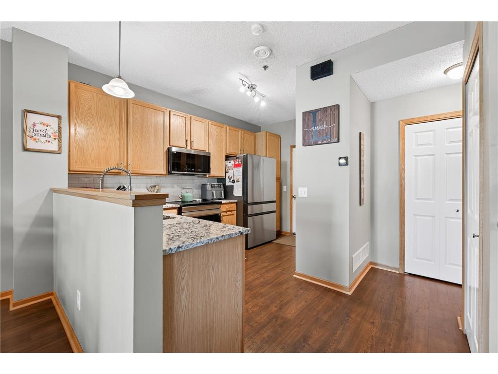 11357 Aberdeen Circle NE #C Blaine MN 55449 7103672 image5