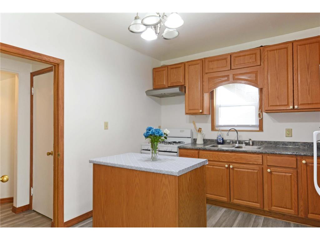 1136 Albemarle Street Saint Paul MN 55117 6809467 image20