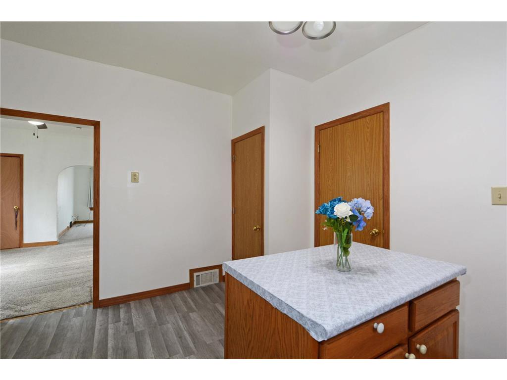 1136 Albemarle Street Saint Paul MN 55117 6809467 image23