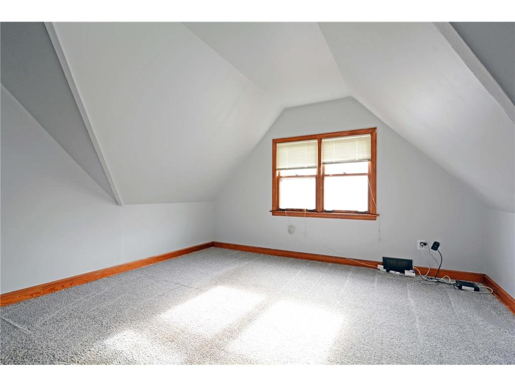 1136 Albemarle Street Saint Paul MN 55117 6809467 image29