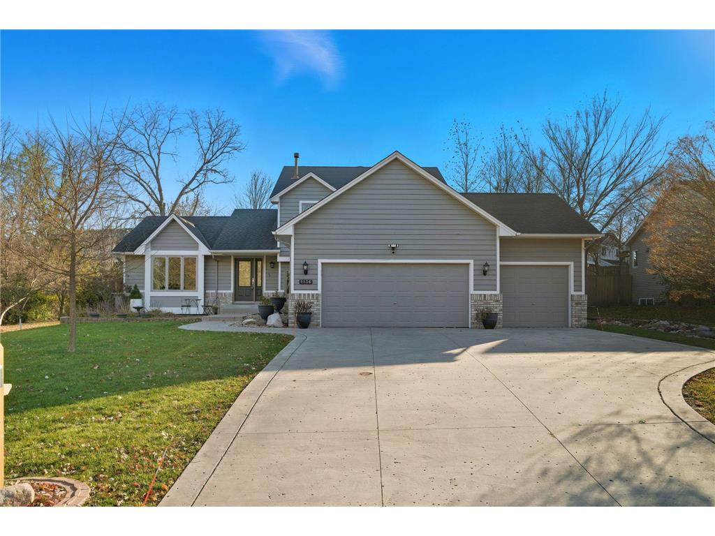 1136 County Road C2 W Roseville MN 55113 7024320 image1