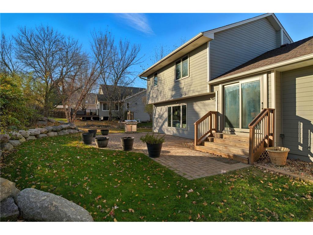 1136 County Road C2 W Roseville MN 55113 7024320 image22