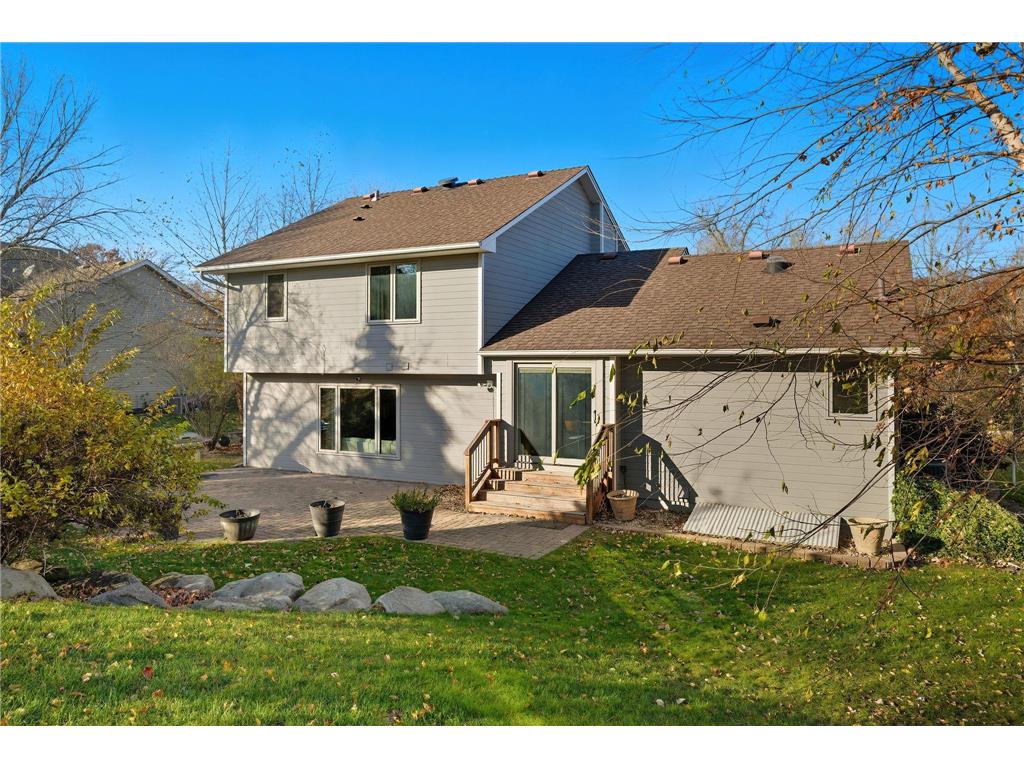 1136 County Road C2 W Roseville MN 55113 7024320 image23