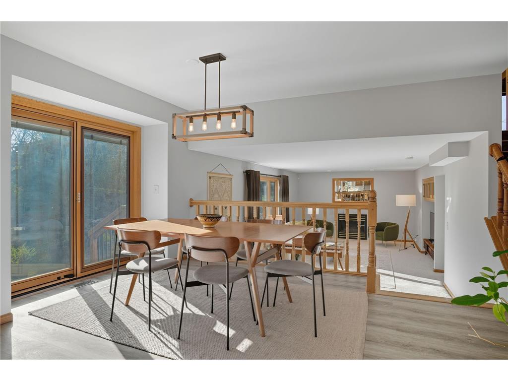 1136 County Road C2 W Roseville MN 55113 7024320 image5