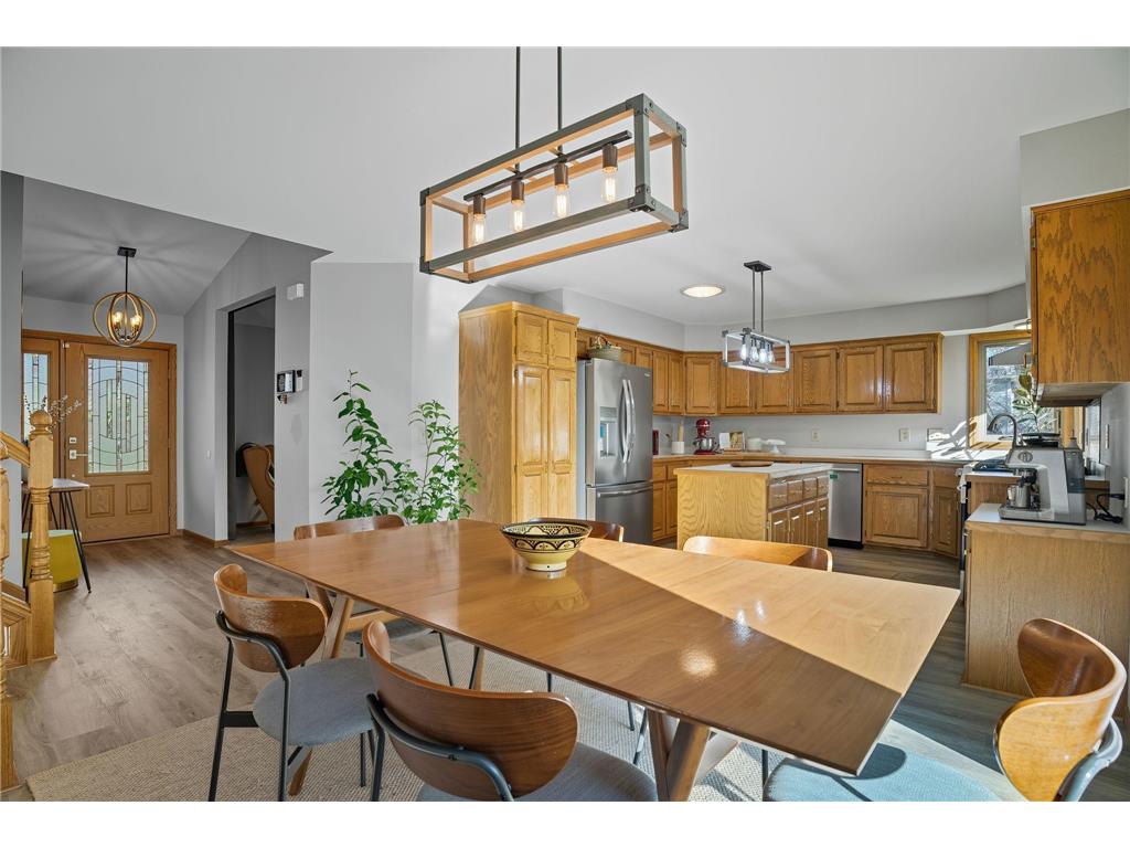 1136 County Road C2 W Roseville MN 55113 7024320 image6