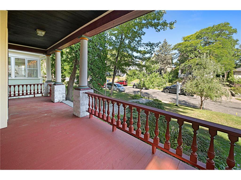 1136 Hague Avenue Saint Paul MN 55104 6424390 image1