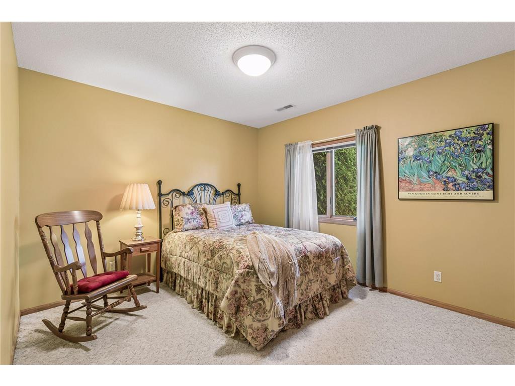 1136 Highpoint Court New Richmond WI 54017 7055861 image17