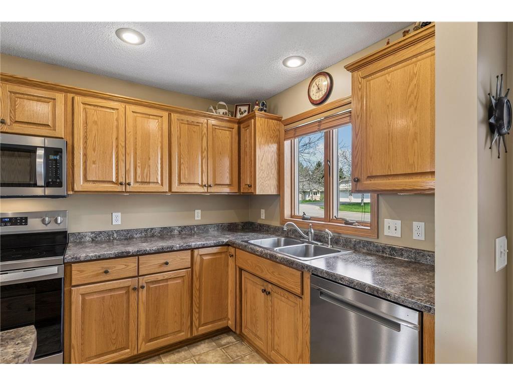1136 Highpoint Court New Richmond WI 54017 7055861 image6