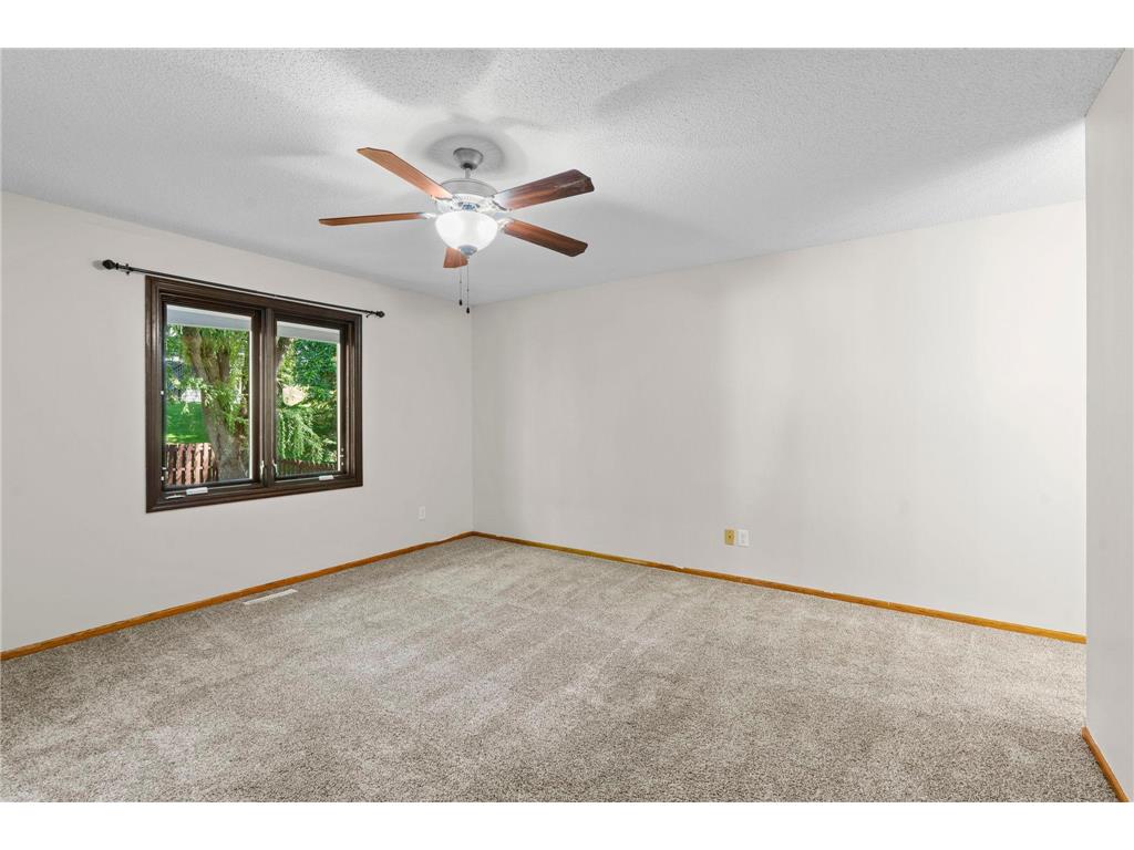 1136 Minnesota Street S Shakopee MN 55379 7084189 image24